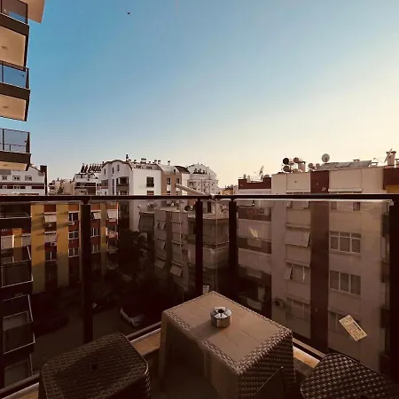 16 With Fast Internet And Elevator Apartament Antalya