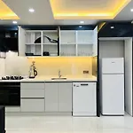 16 With Fast Internet And Elevator Antalya